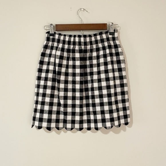 J. Crew • Black & White Gingham Scalloped Skirt - Picture 4 of 5